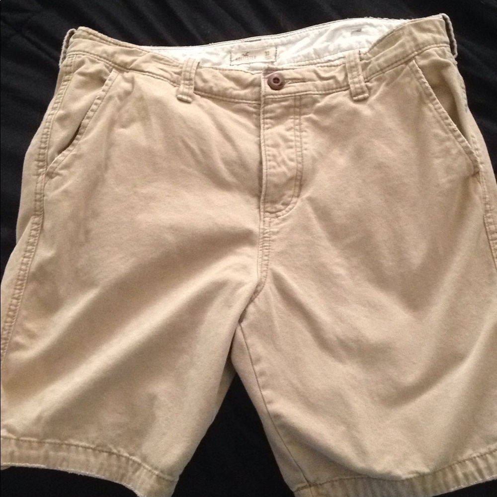 khaki shorts